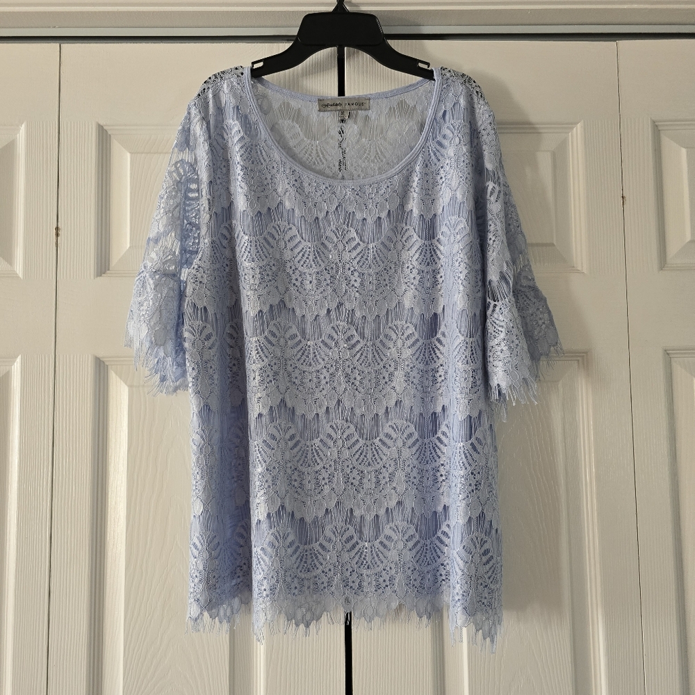 NWOT Absolutely Famous Women's Light Blue Elbow Sleeve Lace Front Blouse Size XL